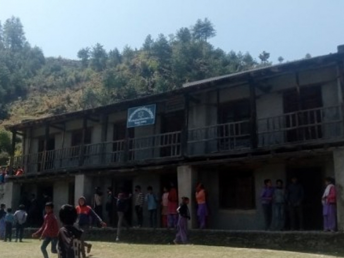 बझाङका दुई मतदान केन्द्रमा शंकास्पद वस्तु फेला 